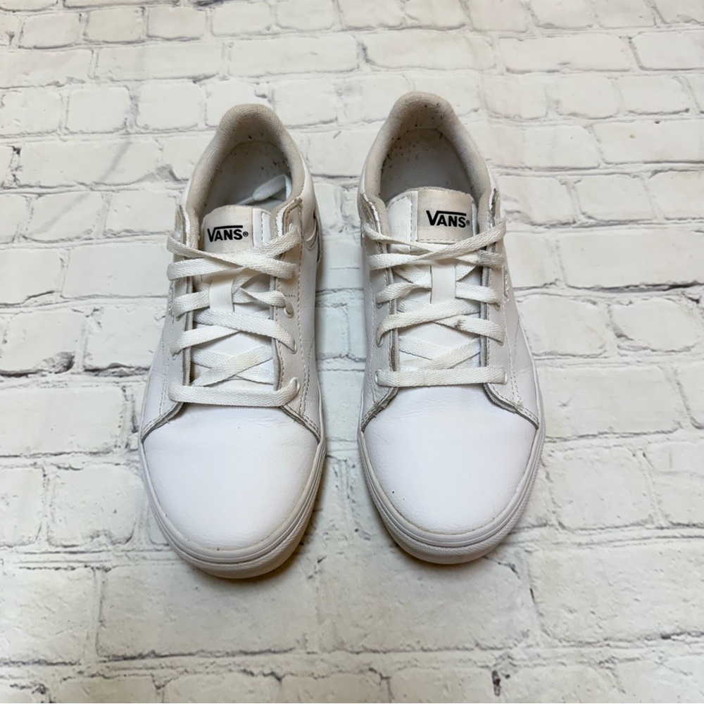 White Vans - Picture 2 of 9